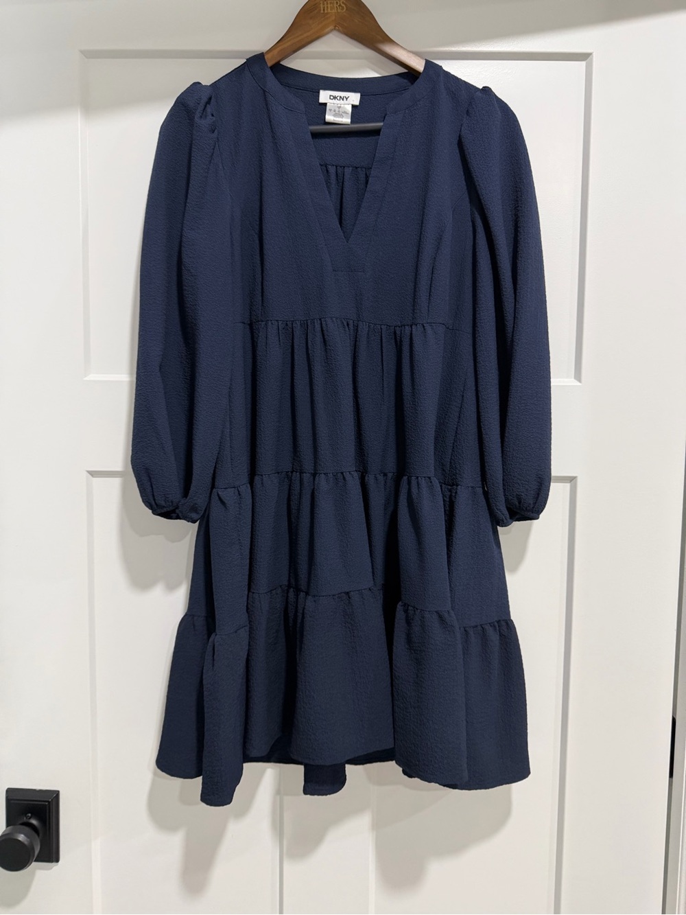 DKNY Navy Tiered V‑Neck Puff Sleeve Dress